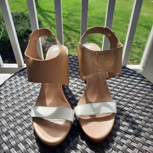 Brooks Brothers Heels